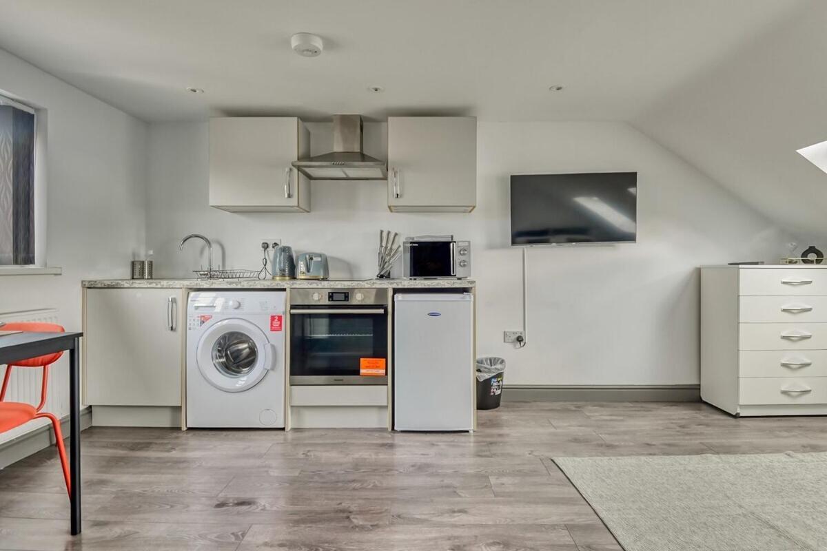The Little Oaks Apartment Бирмингам Екстериор снимка