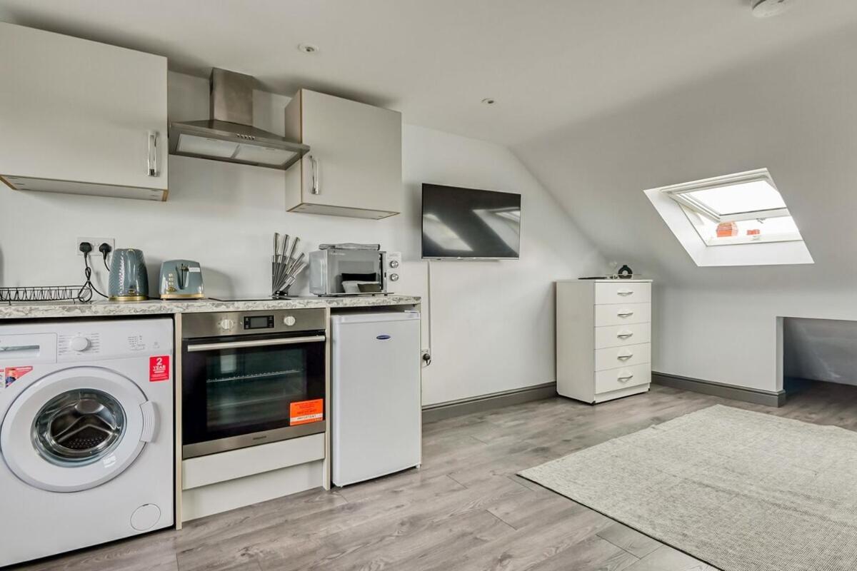 The Little Oaks Apartment Бирмингам Екстериор снимка